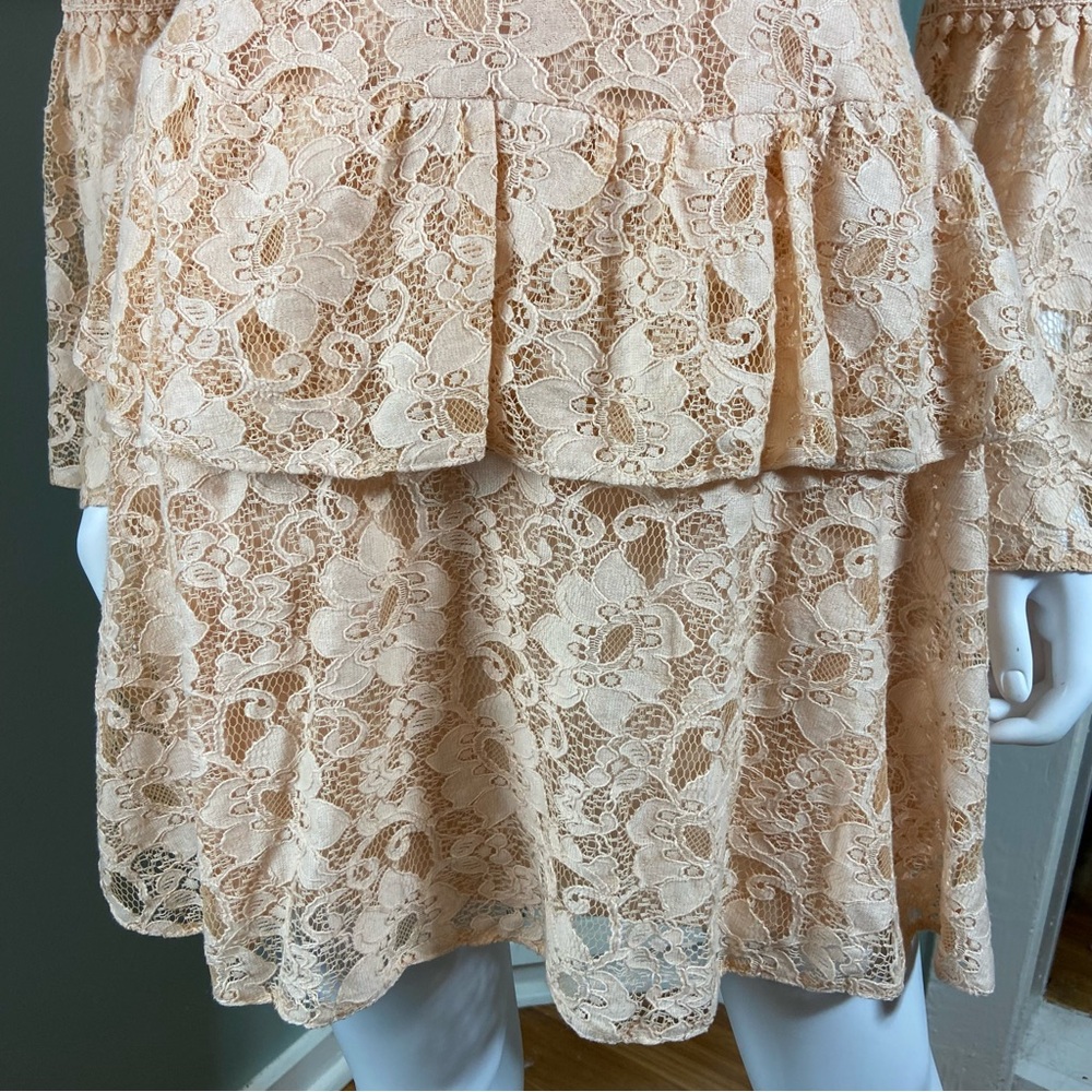 John Zack! Zack Petites Lace Bell Sleeve Mini Dress Peach Tiered XSmall XS Mod - Picture 10 of 16